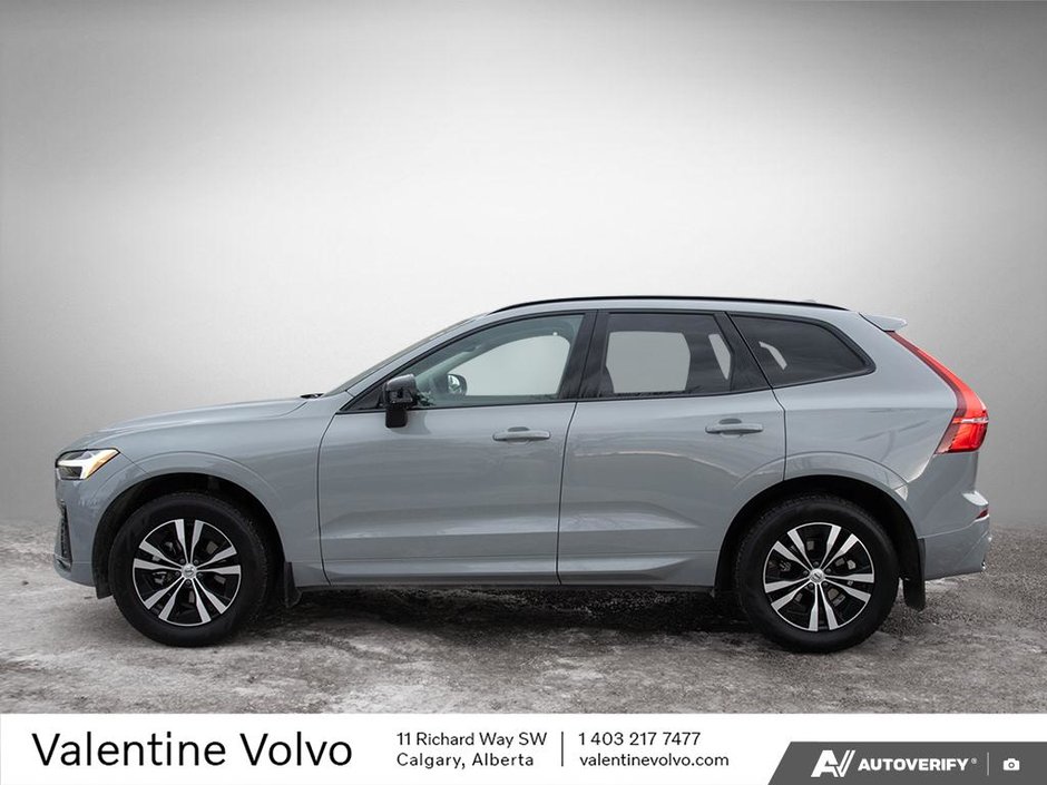 2025 Volvo XC60 Core Dark Theme-2