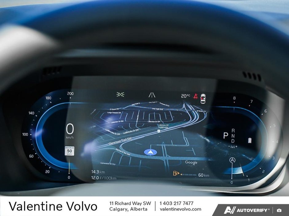 2025 Volvo XC60 Plus Dark Theme-14