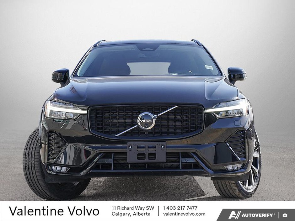 2025 Volvo XC60 Plus Dark Theme-1