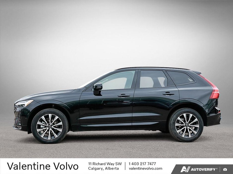 2025 Volvo XC60 Plus Dark Theme-2