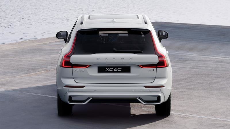 2026 Volvo XC60 Plus-2