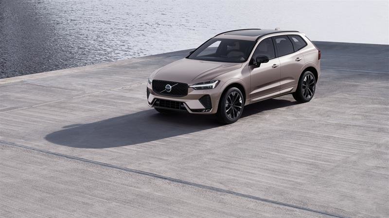 2026 Volvo XC60 Plus Dark Theme-1