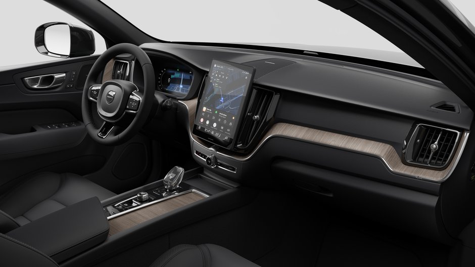 2026 Volvo XC60 Plus-9