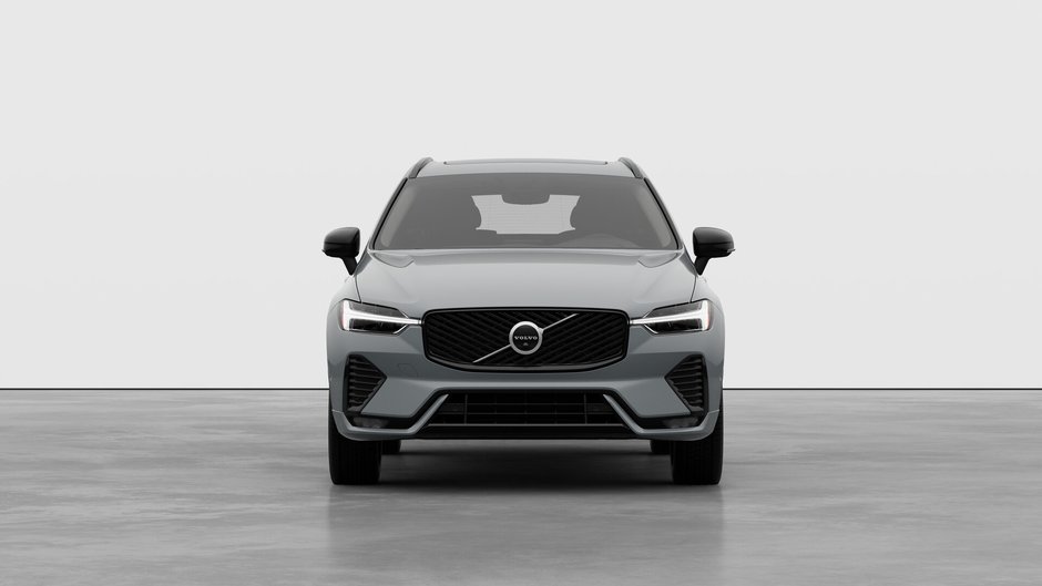 2026 Volvo XC40 Plus (Dark Theme)-4