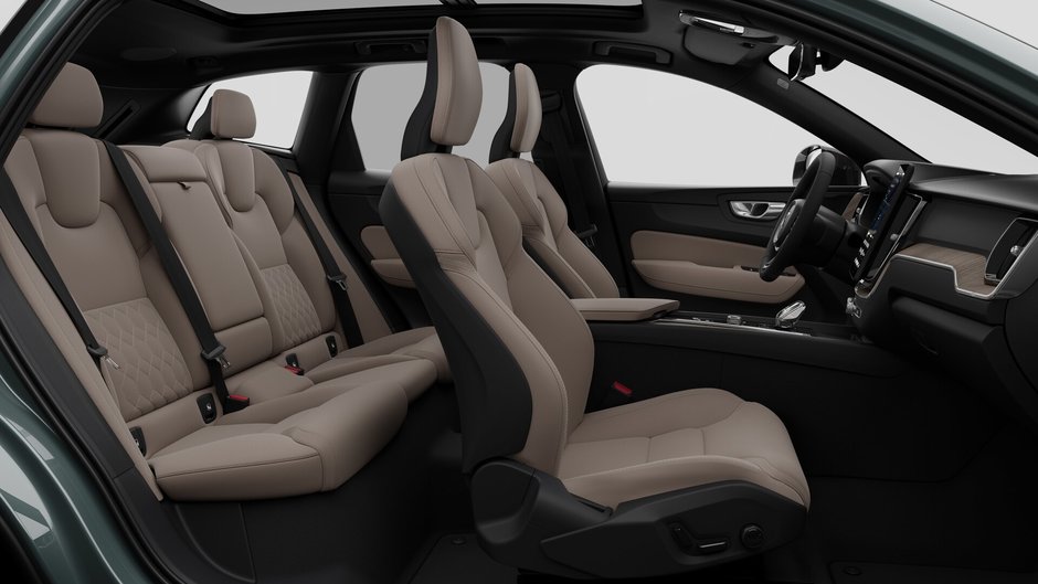 2027 Volvo XC60 Plus Dark Theme-12