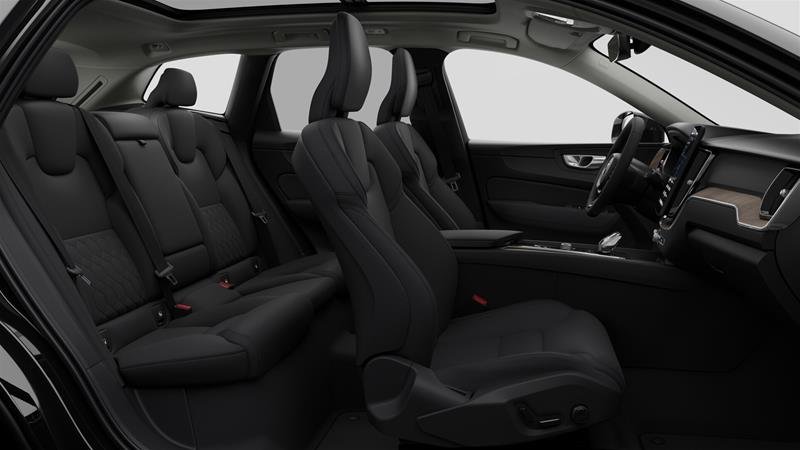 2027 Volvo XC60 Core (Dark Theme)-3