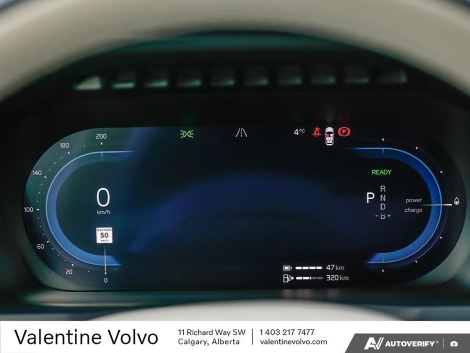2025 Volvo XC90 Plug-In Hybrid Ultra Bright Theme-14