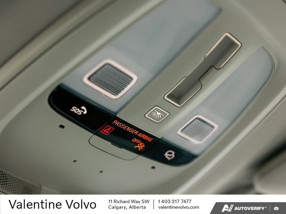 2025 Volvo XC90 Plug-In Hybrid Ultra Bright Theme-21