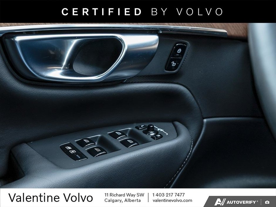 2024 Volvo XC90 Plug-In Hybrid Plus Bright Theme-17