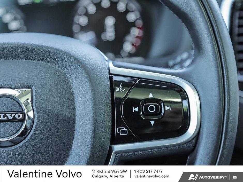2022 Volvo XC90 Inscription-17