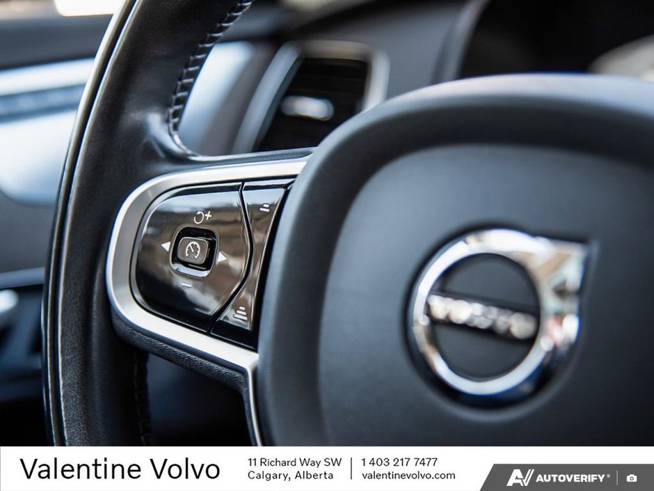 2022 Volvo XC90 Inscription-17