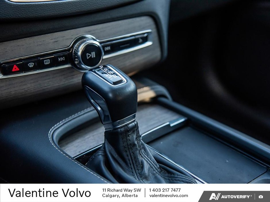 2022 Volvo XC90 Inscription-18