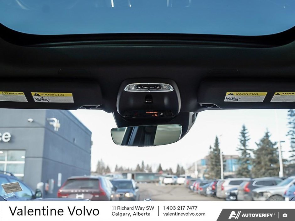 2022 Volvo XC90 Inscription-25