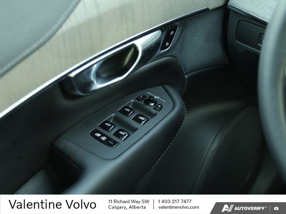2023 Volvo XC90 Ultimate Bright Theme-15