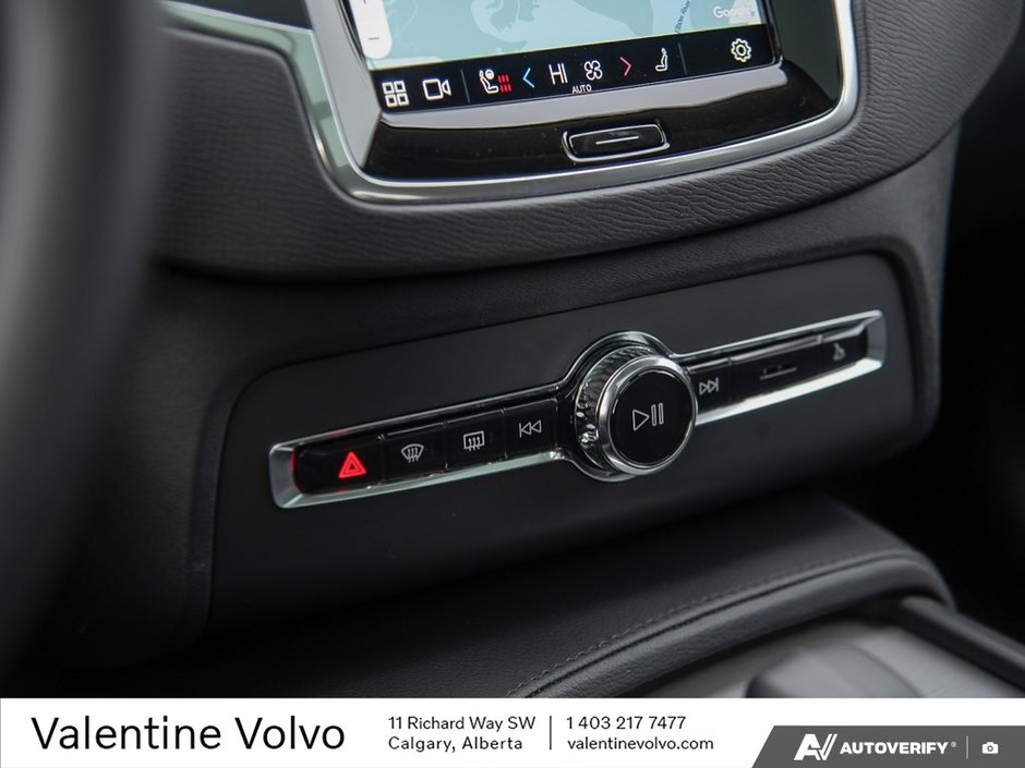 2023 Volvo XC90 Core-19