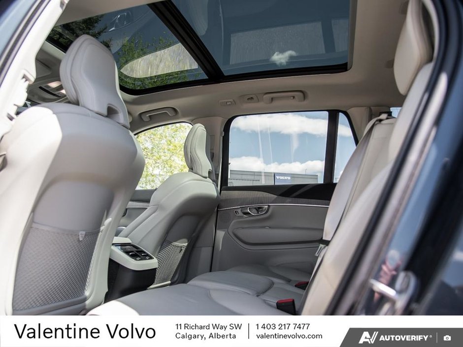 2023 Volvo XC90-23