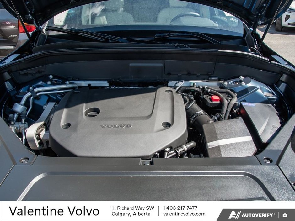 2023 Volvo XC90-7