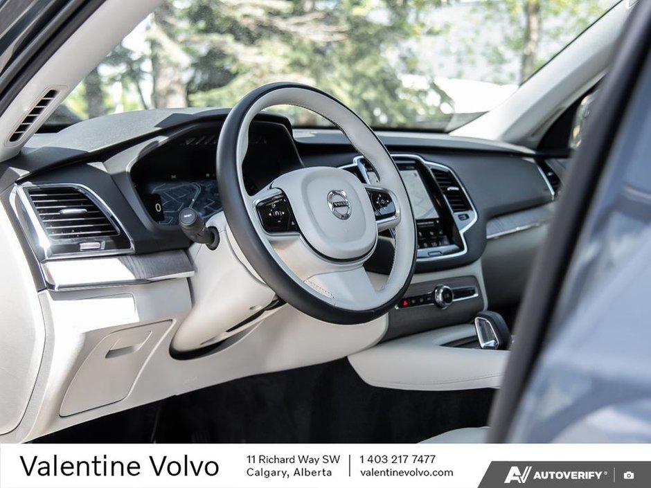 2023 Volvo XC90-12