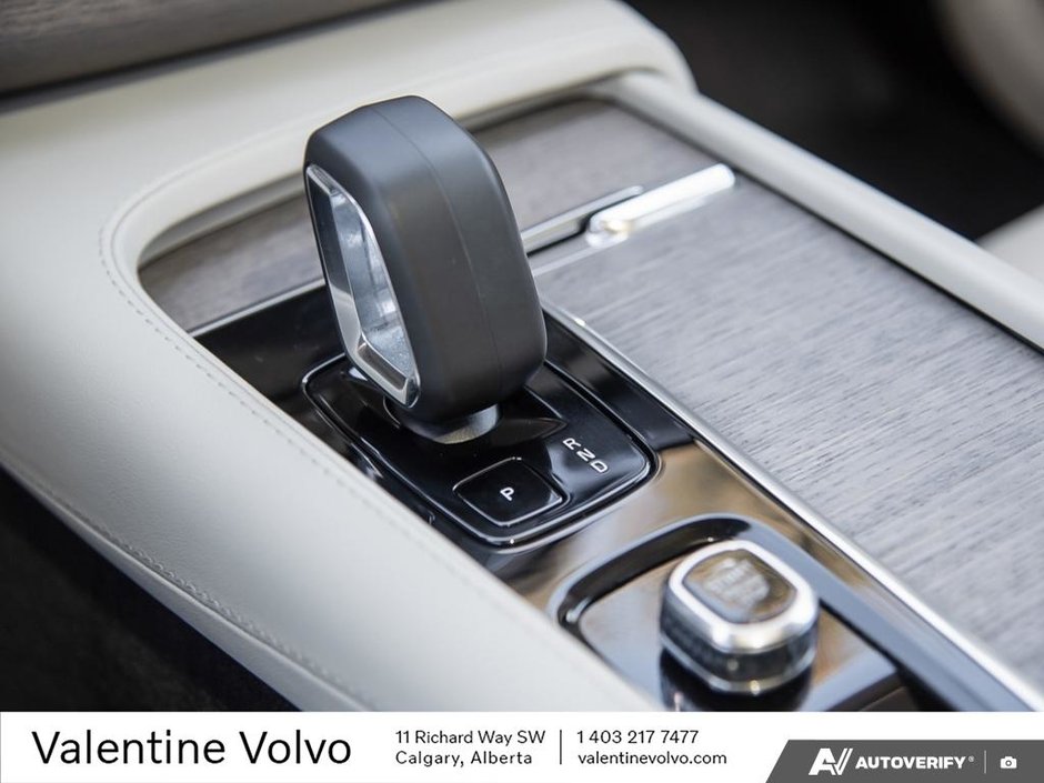 2023 Volvo XC90-18