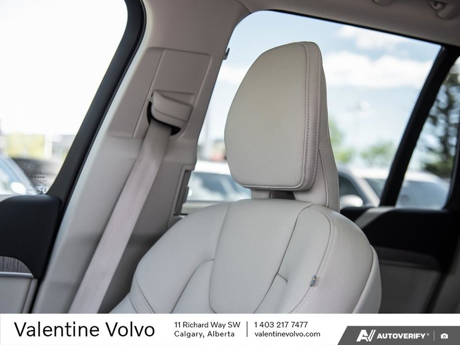 2023 Volvo XC90-22