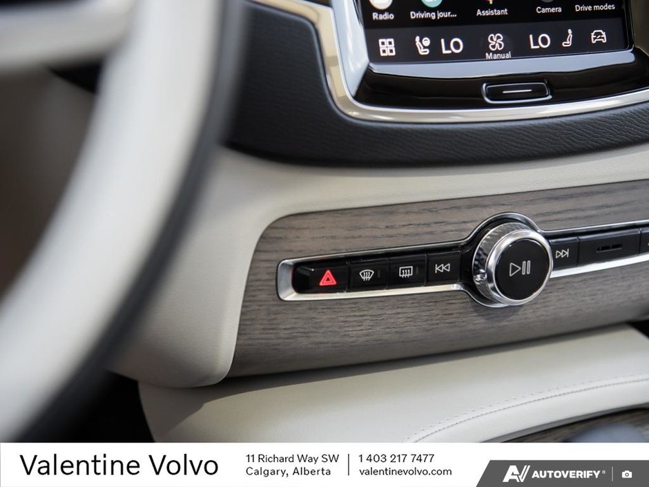 2023 Volvo XC90-19