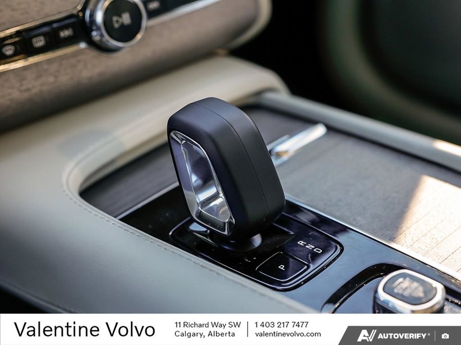 2024 Volvo XC90 Plus Bright Theme-17