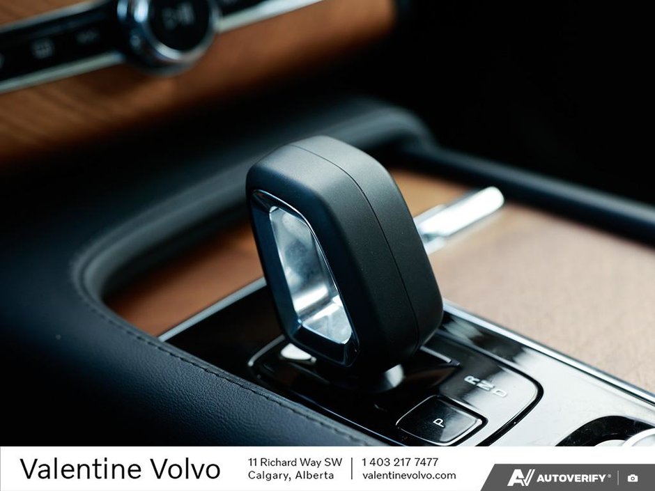 2024 Volvo XC90 Plus Bright Theme-18