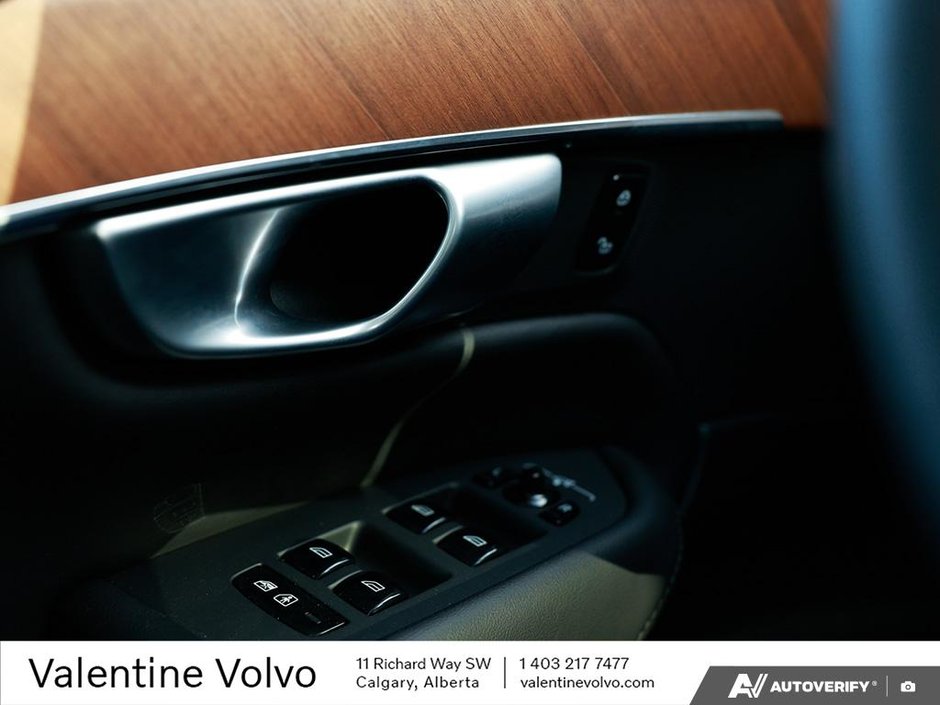 2024 Volvo XC90 Plus Bright Theme-17