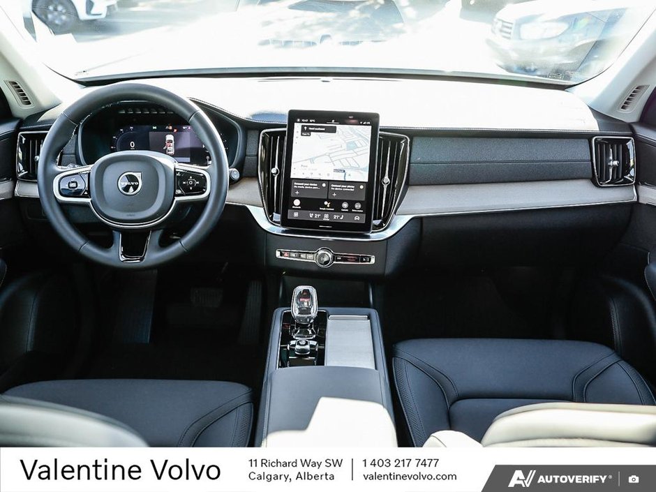 2025 Volvo XC90 Core Bright Theme-24