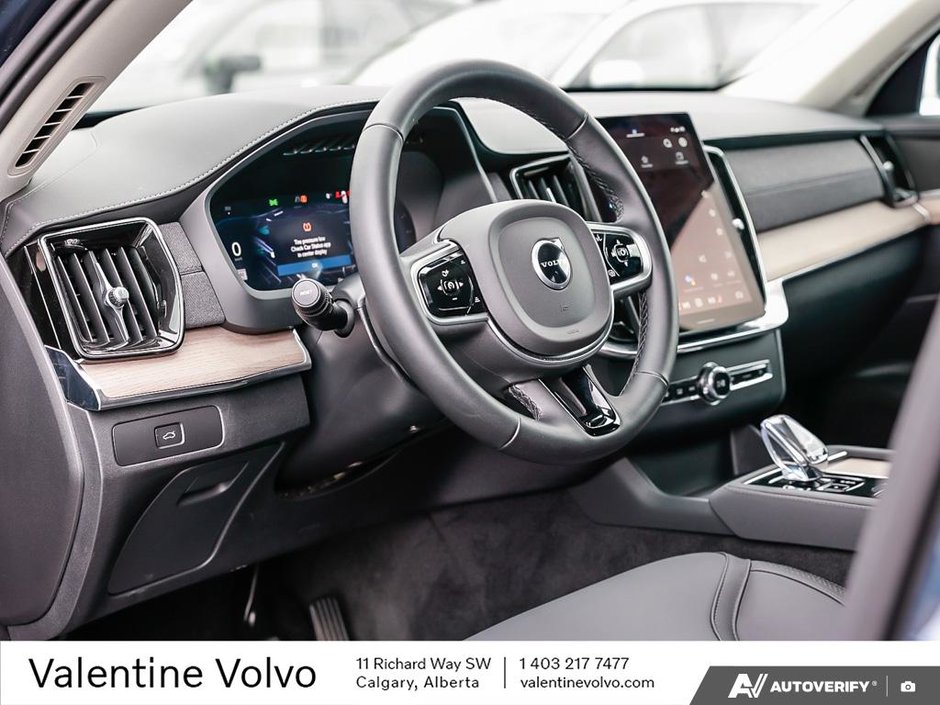 2025 Volvo XC90 Core Bright Theme-11