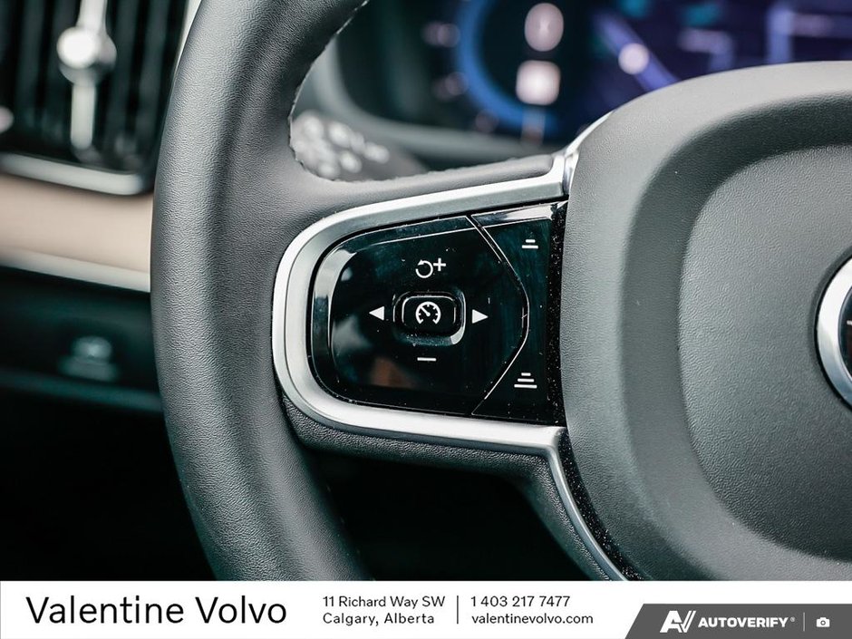 2025 Volvo XC90 Core Bright Theme-15
