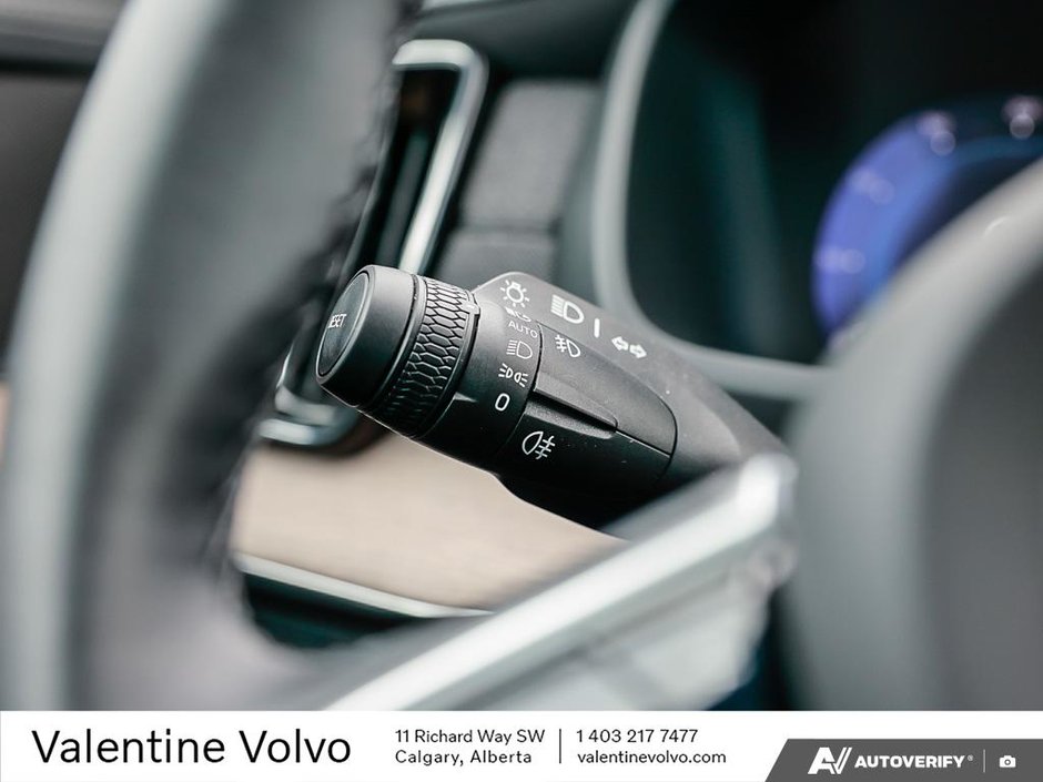 2025 Volvo XC90 Core Bright Theme-14
