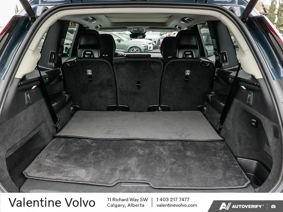 2025 Volvo XC90 Core Bright Theme-9