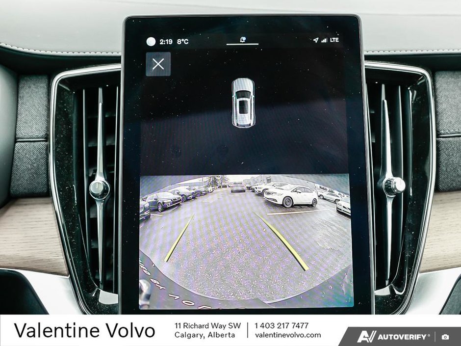 2025 Volvo XC90 Core Bright Theme-25