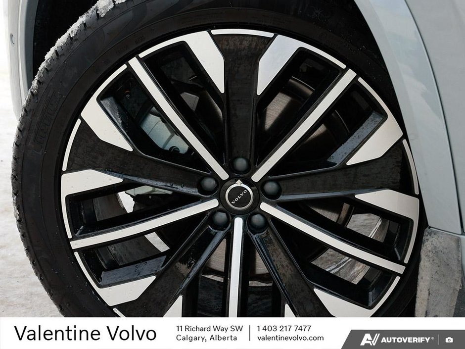 2025 Volvo XC90 Plus Bright Theme-5