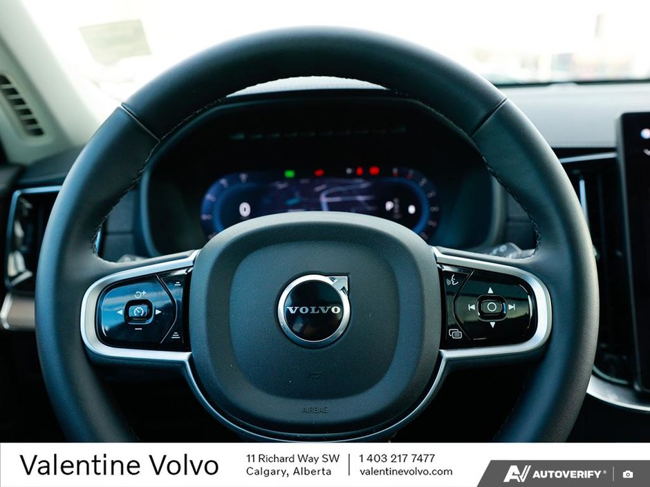 2025 Volvo XC90 Plus Bright Theme-13