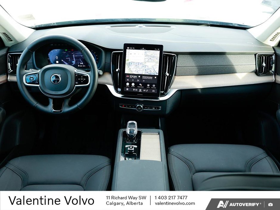 2025 Volvo XC90 Plus Bright Theme-25