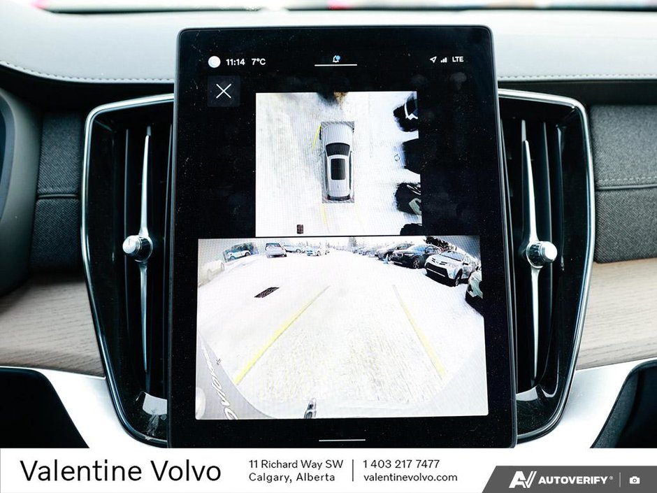 2025 Volvo XC90 Plus Bright Theme-26