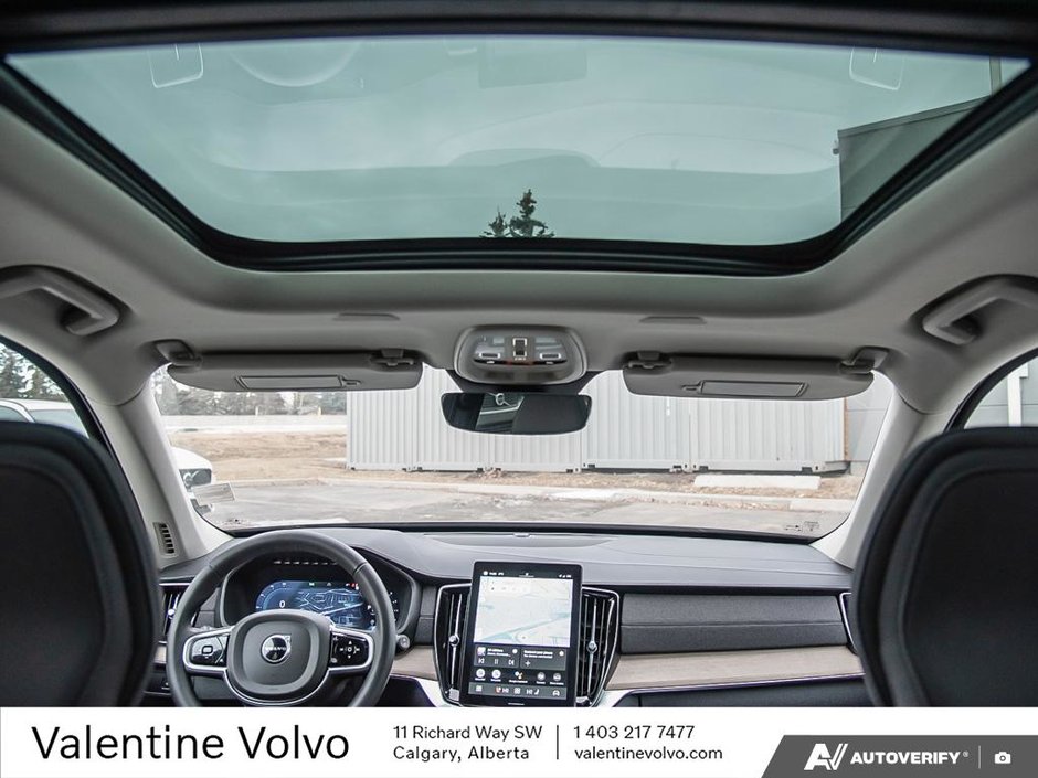 2025 Volvo XC90 Core Bright Theme-25