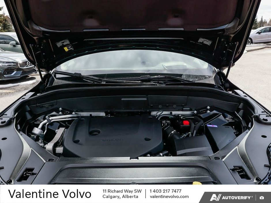 2025 Volvo XC90 Ultra Bright Theme-7