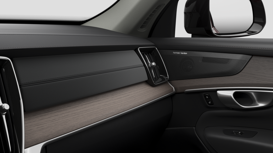 2026 Volvo XC90 Plus 7-Seater (Bright Theme)-8