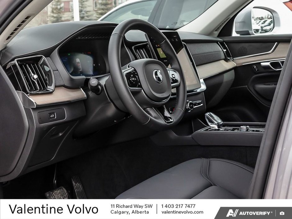 2026 Volvo XC90 Core Bright Theme-11