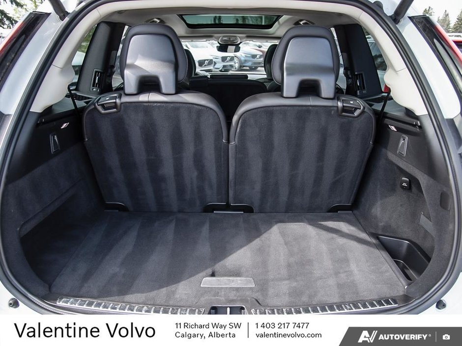 2026 Volvo XC90 Ultra Bright Theme-10