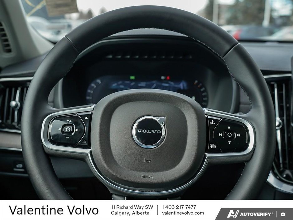 2026 Volvo XC90 Ultra Bright Theme-13