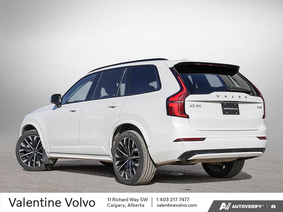 2026 Volvo XC90 Plus Dark Theme-3