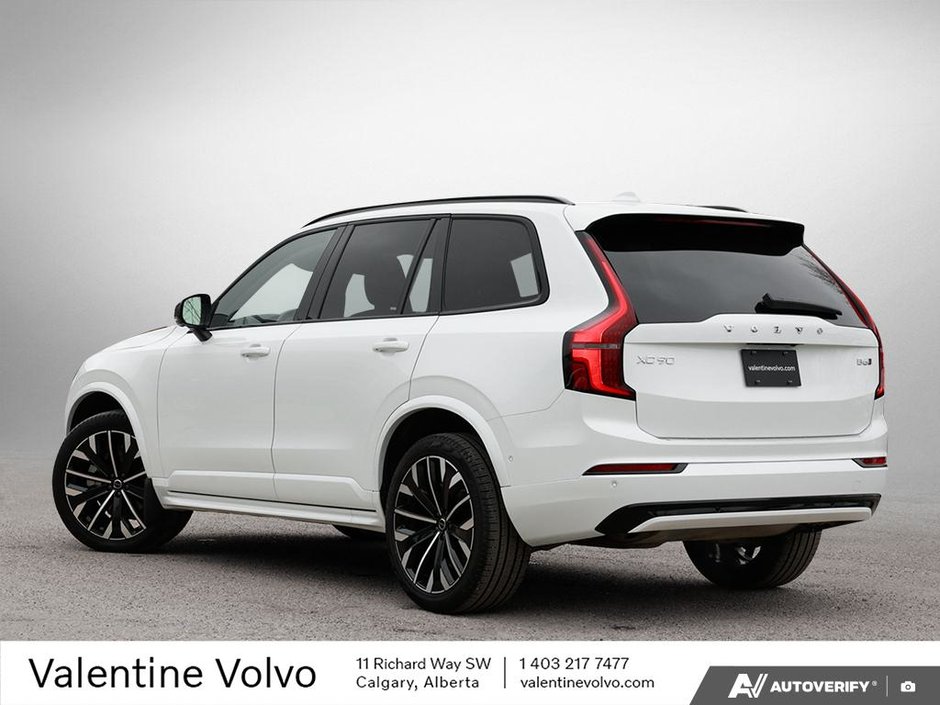 2026 Volvo XC90 Ultra Dark Theme-3