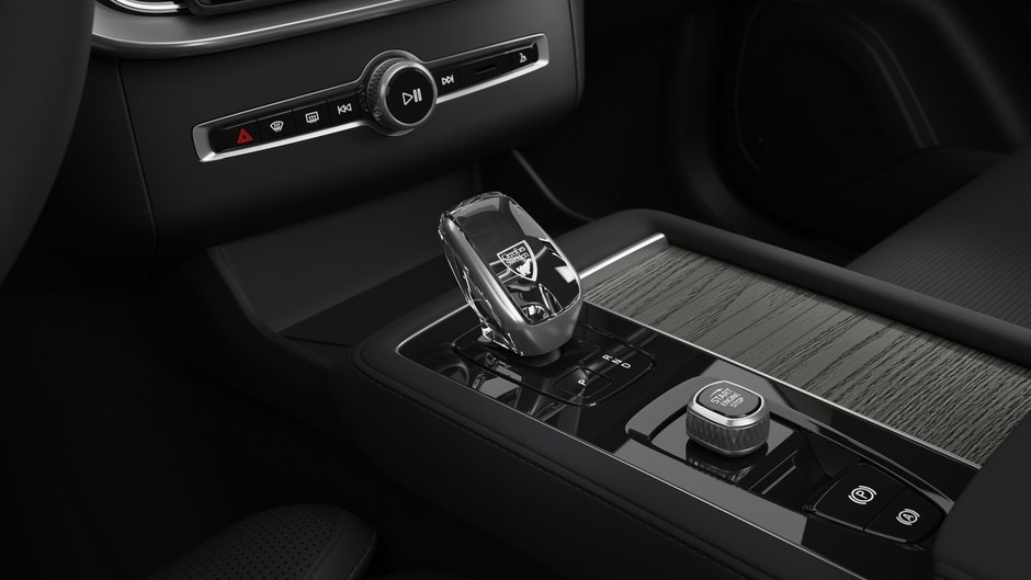 2027 Volvo XC90 Ultra 7-Seater (Dark Theme)-10