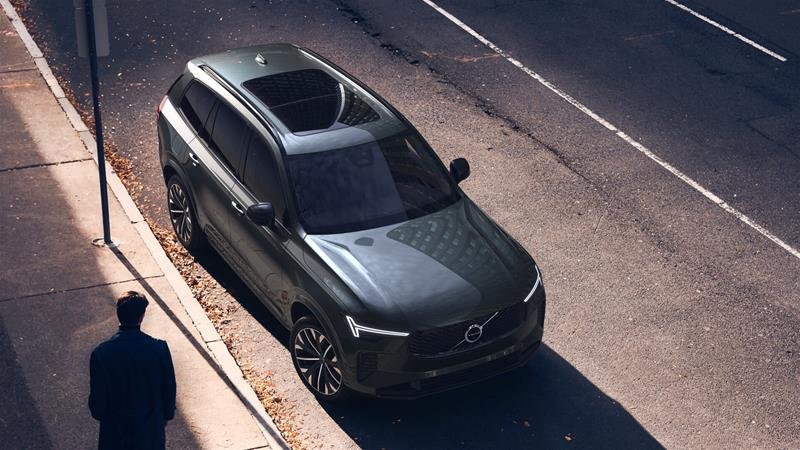 2027 Volvo XC90 Plus Dark Theme-1