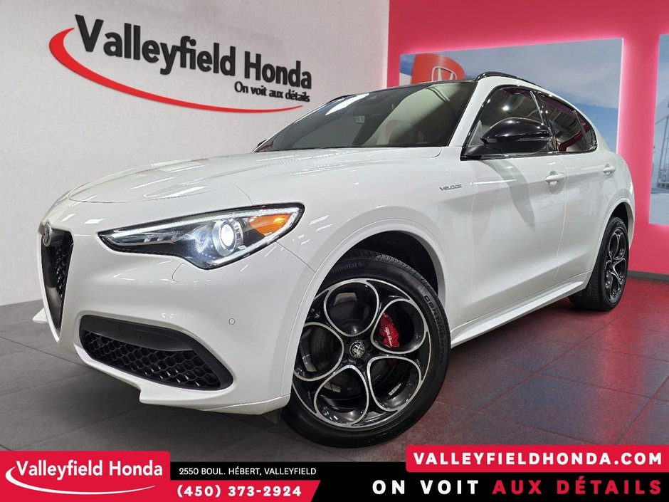 Alfa Romeo Stelvio Veloce AWD IMPECCABLE! 2022-0