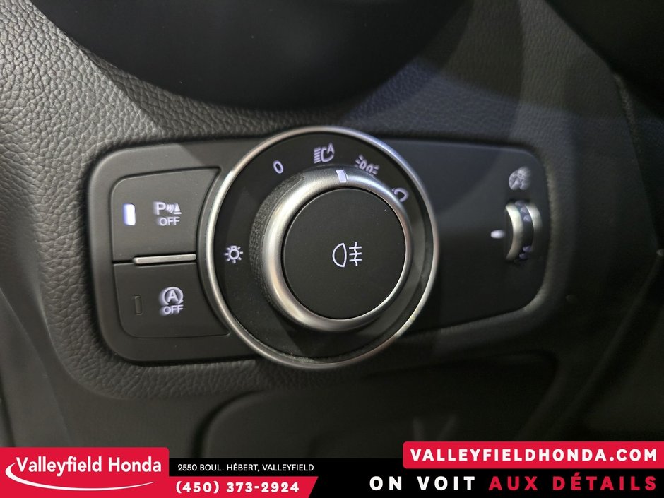 Alfa Romeo Stelvio Veloce AWD IMPECCABLE! 2022-25